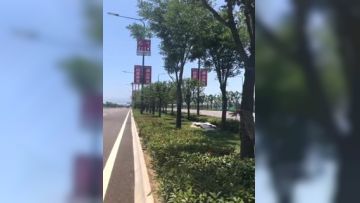 真够拼得超萌高颜值学生妹39℃高温下直接露脸脱光光在马路上跳舞