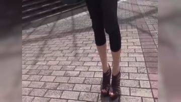 SDMM-023街で见つけたご无沙汰人妻に童贞のフリし第04集