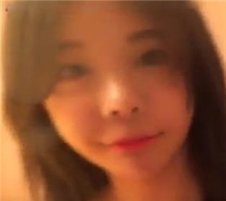 女校花在酒店等土豪 mp4