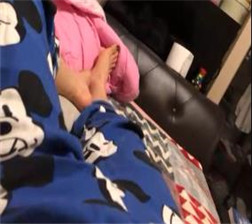 少妇裸聊01 mp4