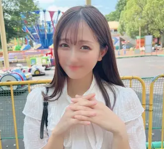 FC2PPV-4552188一位来自着名女子大学的漂亮女大学生被带到了摩天轮